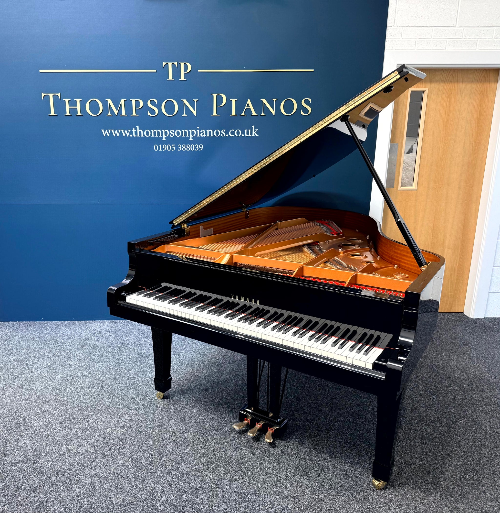 Yamaha C3 Grand Piano - Reconditioned - Made in Japan (1997/1998)