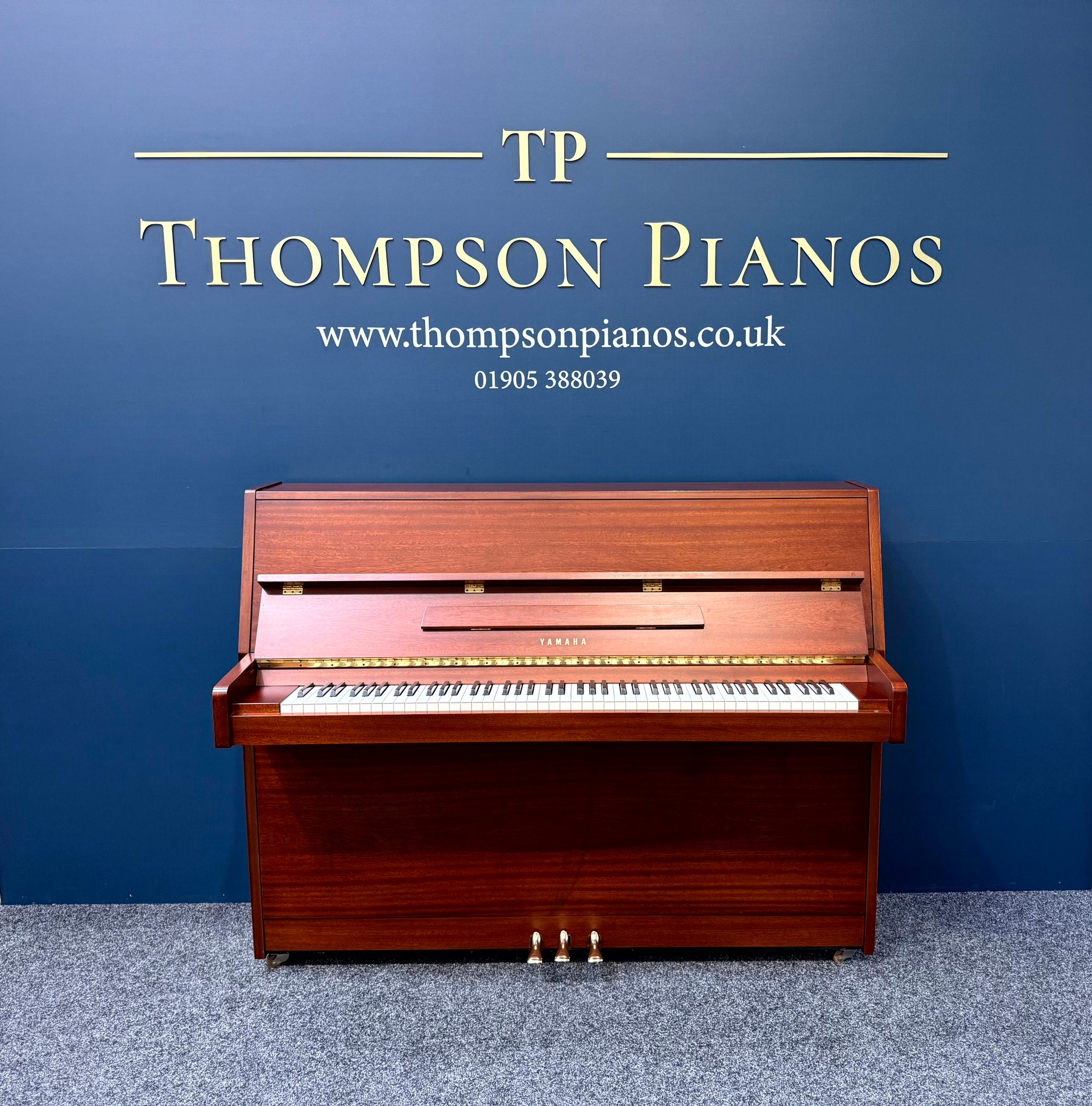 Yamaha YK 301 Upright Piano, Satin Mahogany (Pre Owned)